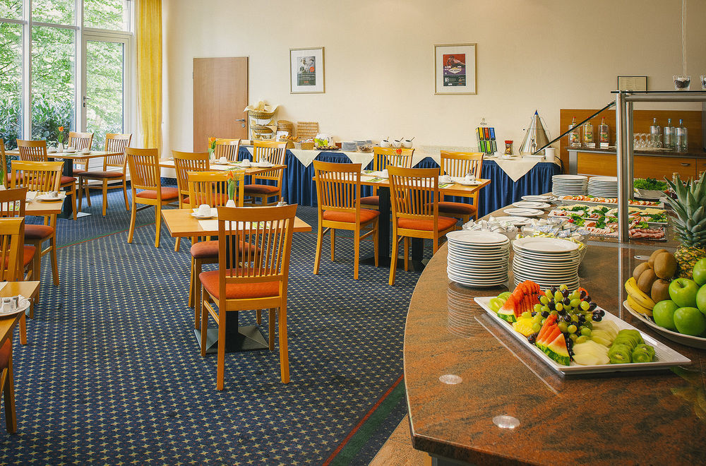 Vienna House Easy By Wyndham Bad Oeynhausen Otel Dış mekan fotoğraf
