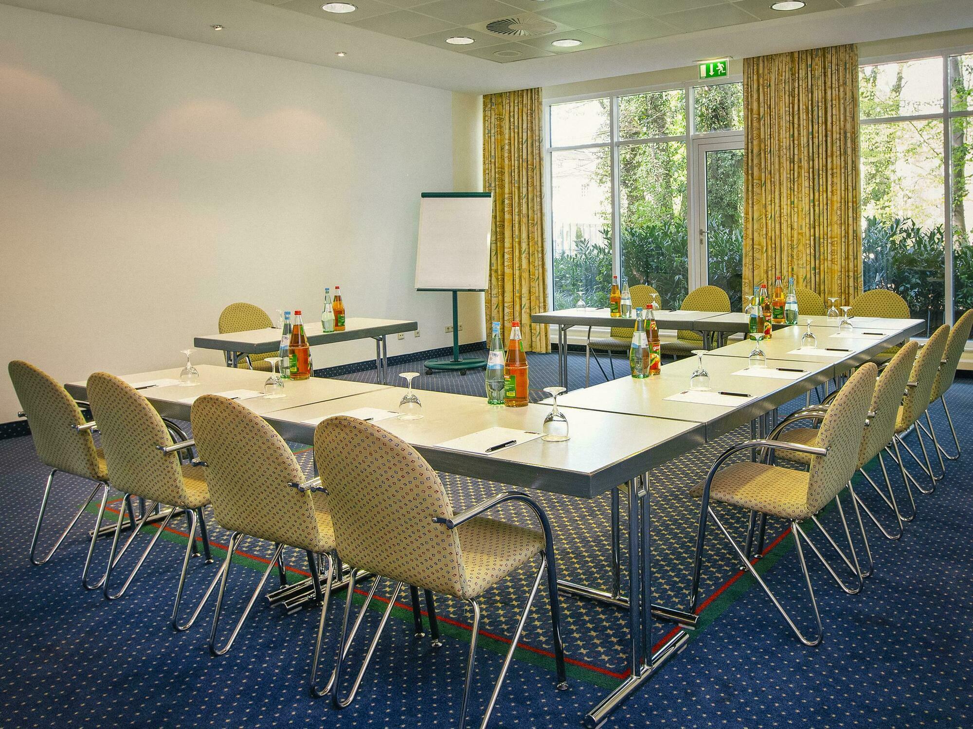 Vienna House Easy By Wyndham Bad Oeynhausen Otel Dış mekan fotoğraf